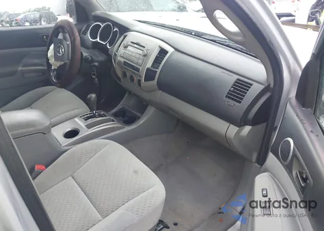 2010 Toyota Tacoma Prerunner V6 z USA, uszkodzony, nr VIN 3TMJU4GN8AM101920